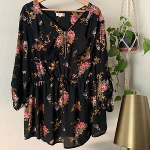 Black Floral Zip Down Blouse (Plus Size)